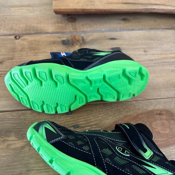 NWT Champion Sneakers Green Black Size 6 Running Walking School - Picture 5 of 7
